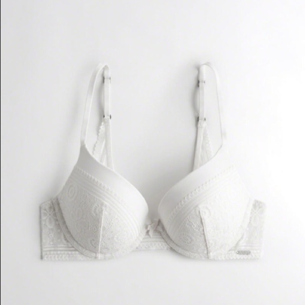 Gilly Hicks Push Up Demi Bra